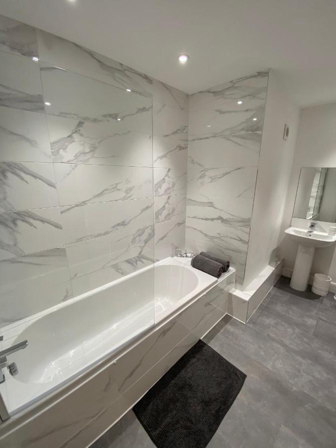 High Street Stylish City Centre Apartment, 2 Bed Περθ Εξωτερικό φωτογραφία